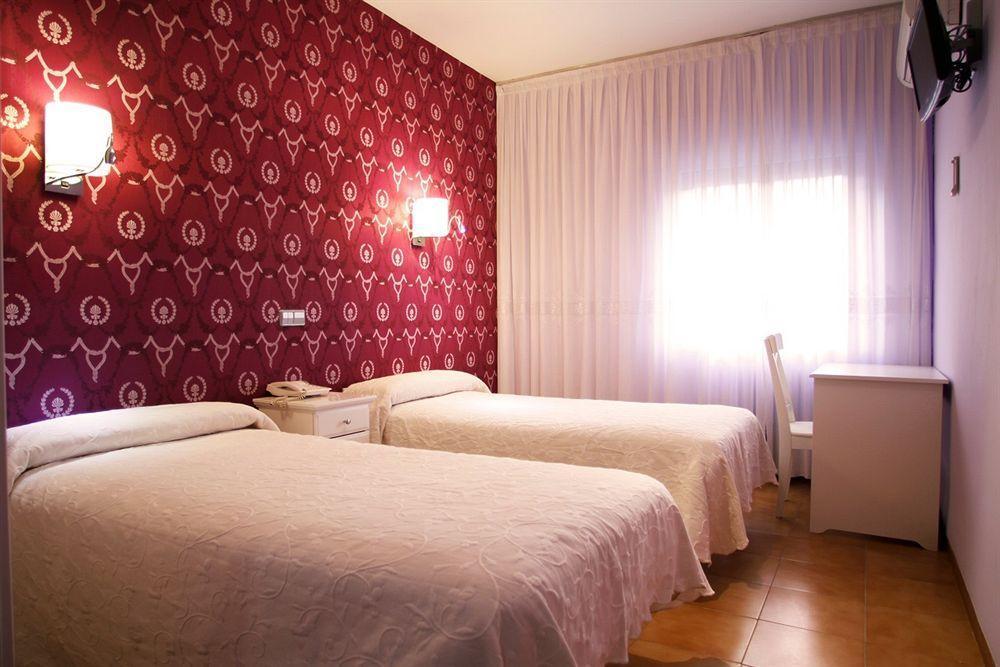 Hostal Los Angeles Madrid Dış mekan fotoğraf